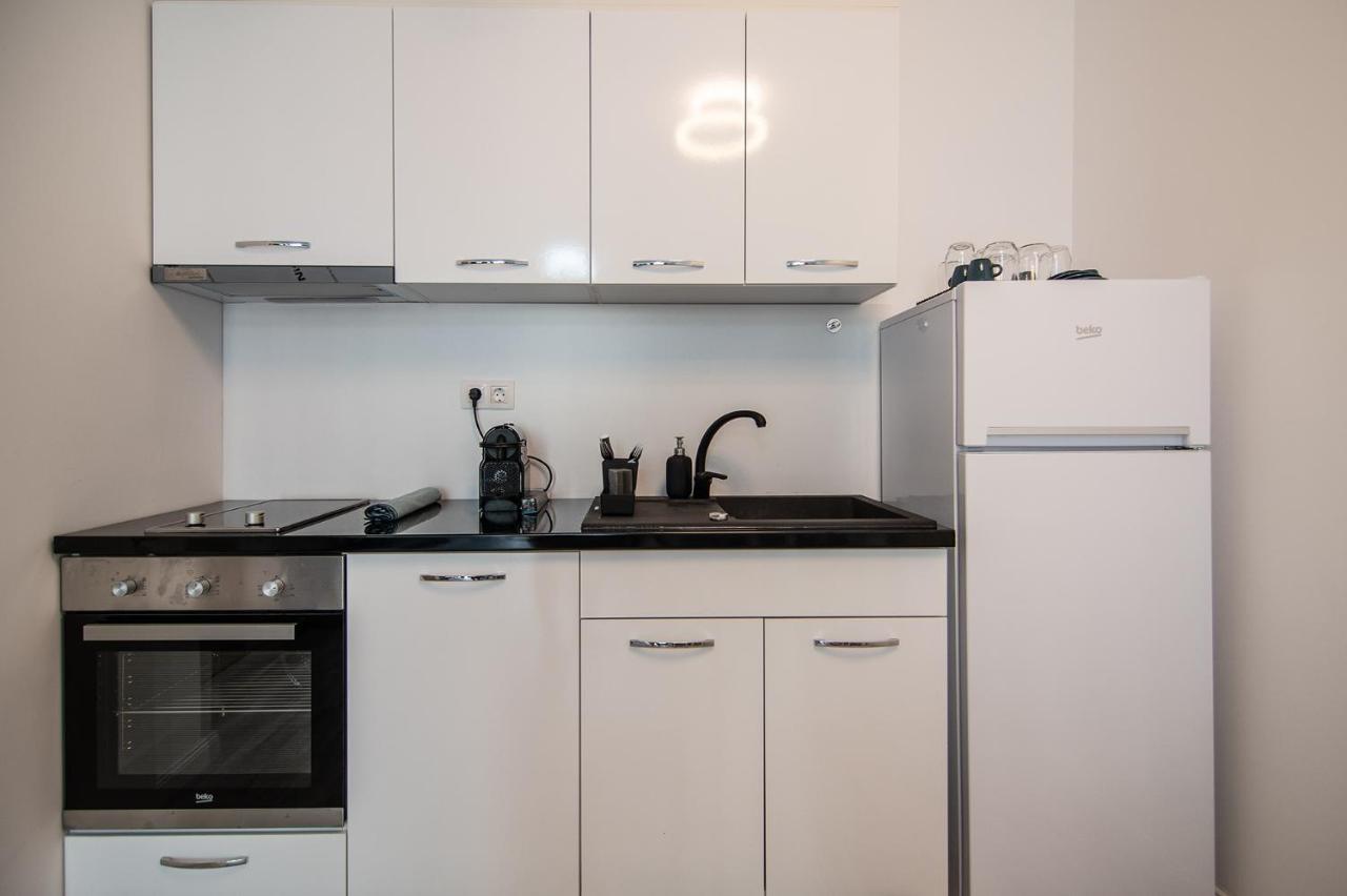 Sea Flats With Parking And Pool In Azur Residence Святые Константин и Елена Экстерьер фото